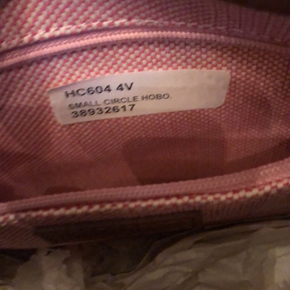 NEW! Never Used. Dooney & Bourke Hobo - Picture 3 of 7